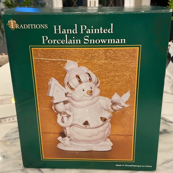 Vintage Porcelain with Handpainted Gold Accents Snowman and Original Box. - Picture 13 of 13